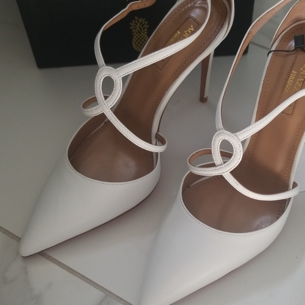 Aquazurra White Pumps